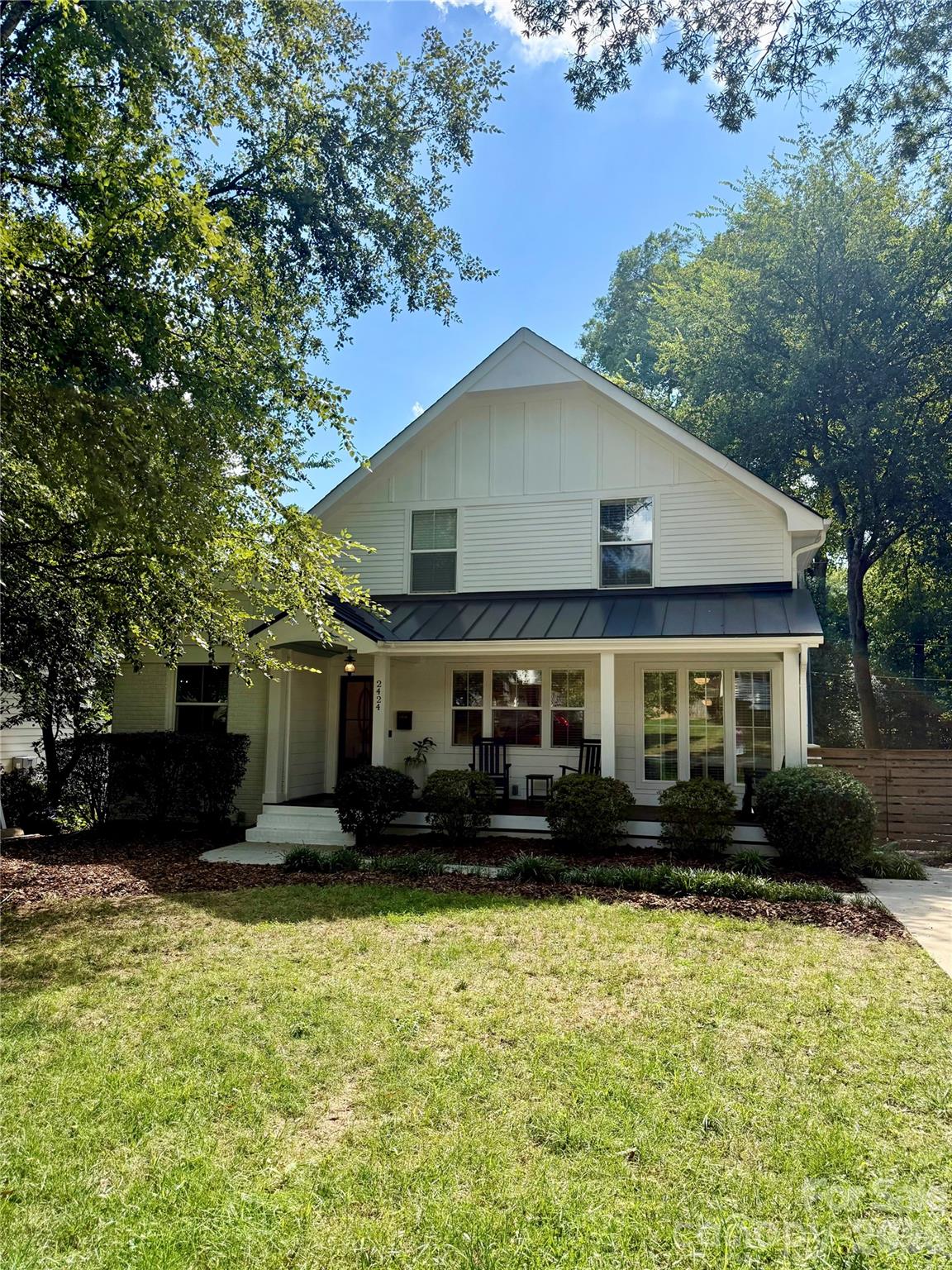 2424 Kingsbury Dr, Charlotte, NC 28205