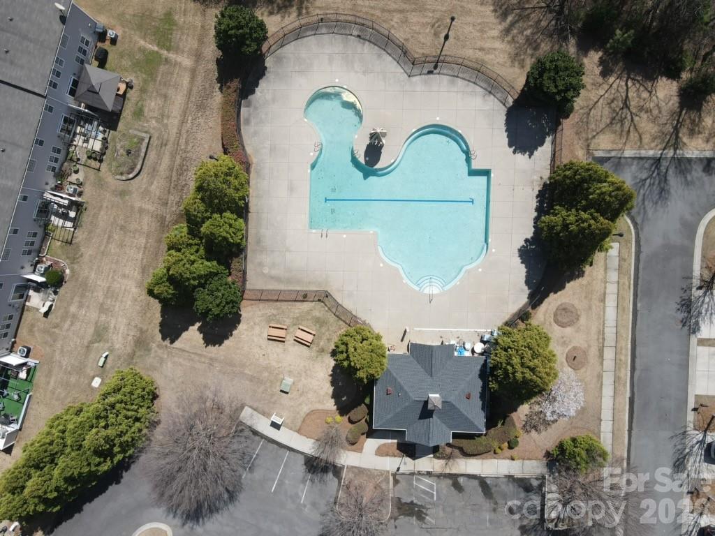 5248 Allison Ln, Charlotte, NC 28277
