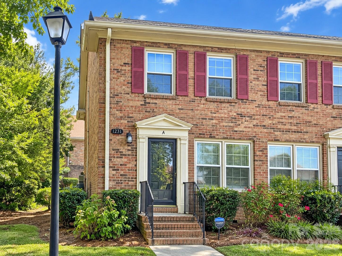 1231 Archdale Dr, Charlotte, NC 28217