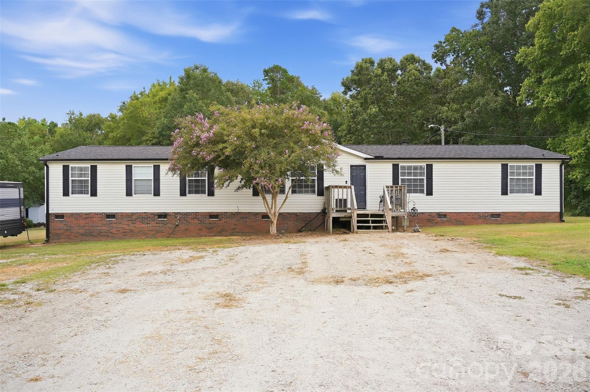 4688 Taxahaw Rd, Lancaster, SC 29720