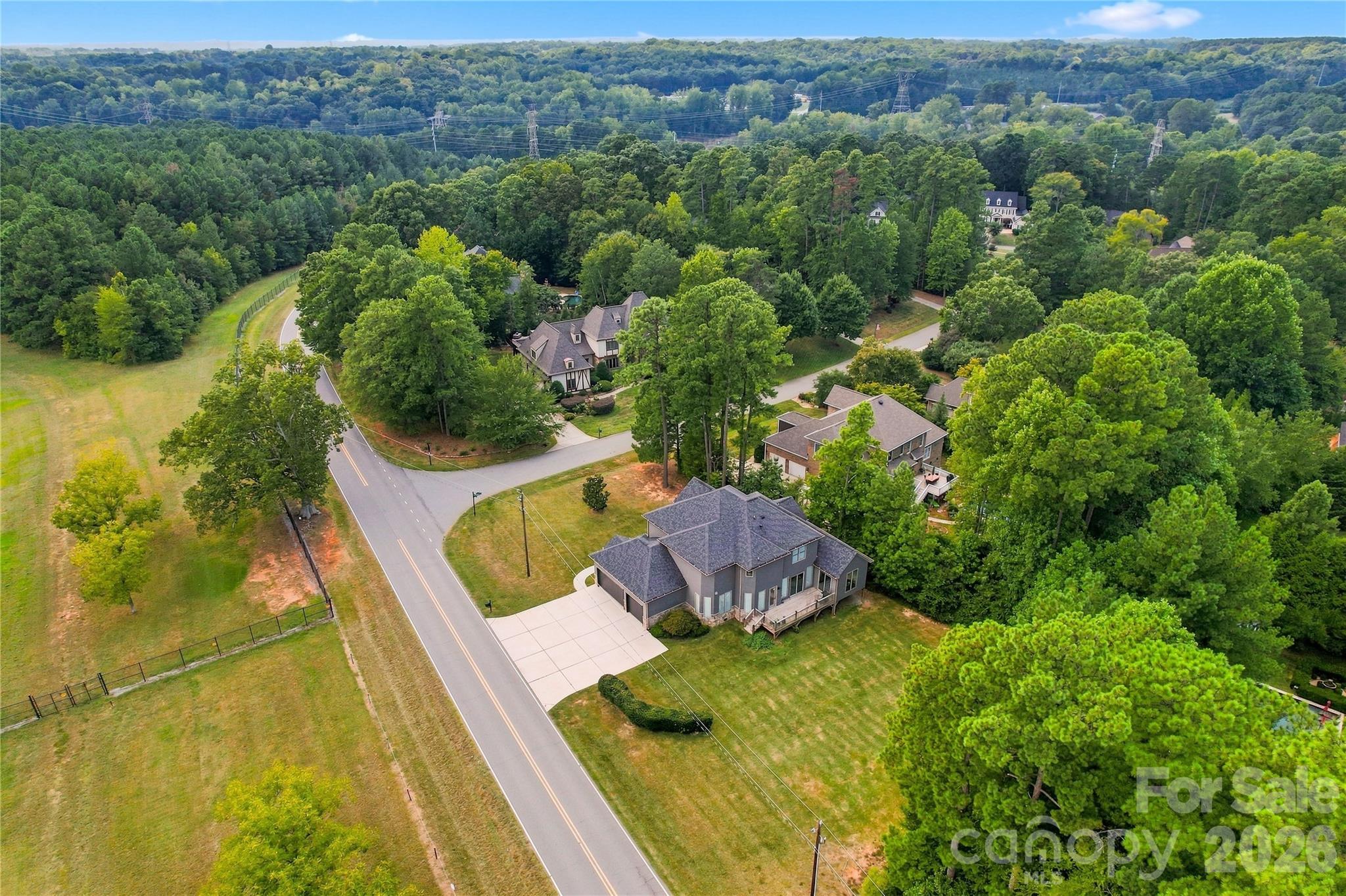 8007 Glen Abbey Cir, Stanley, NC 28164