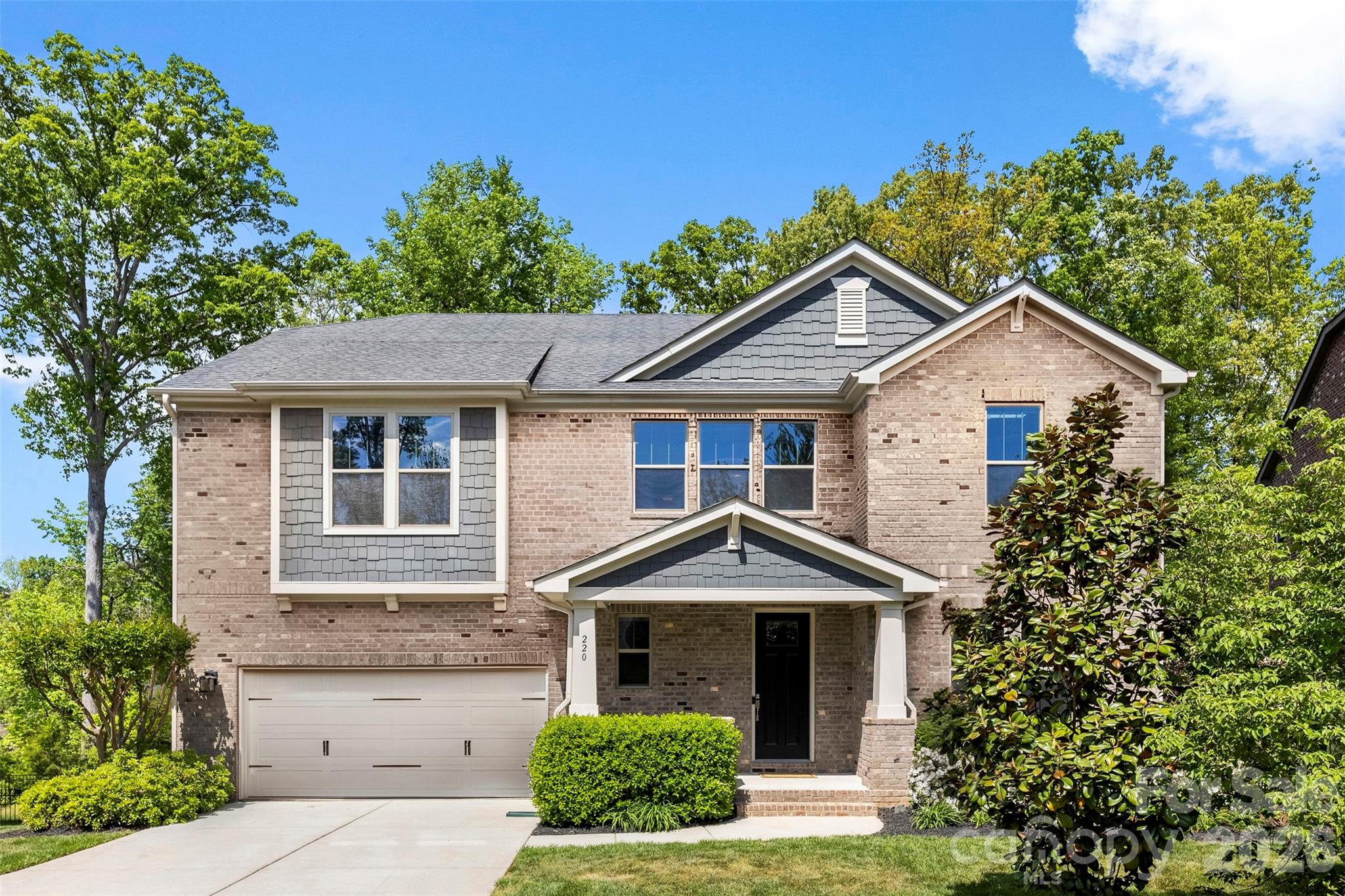 220 Kingsdown Ave, Charlotte, NC 28270