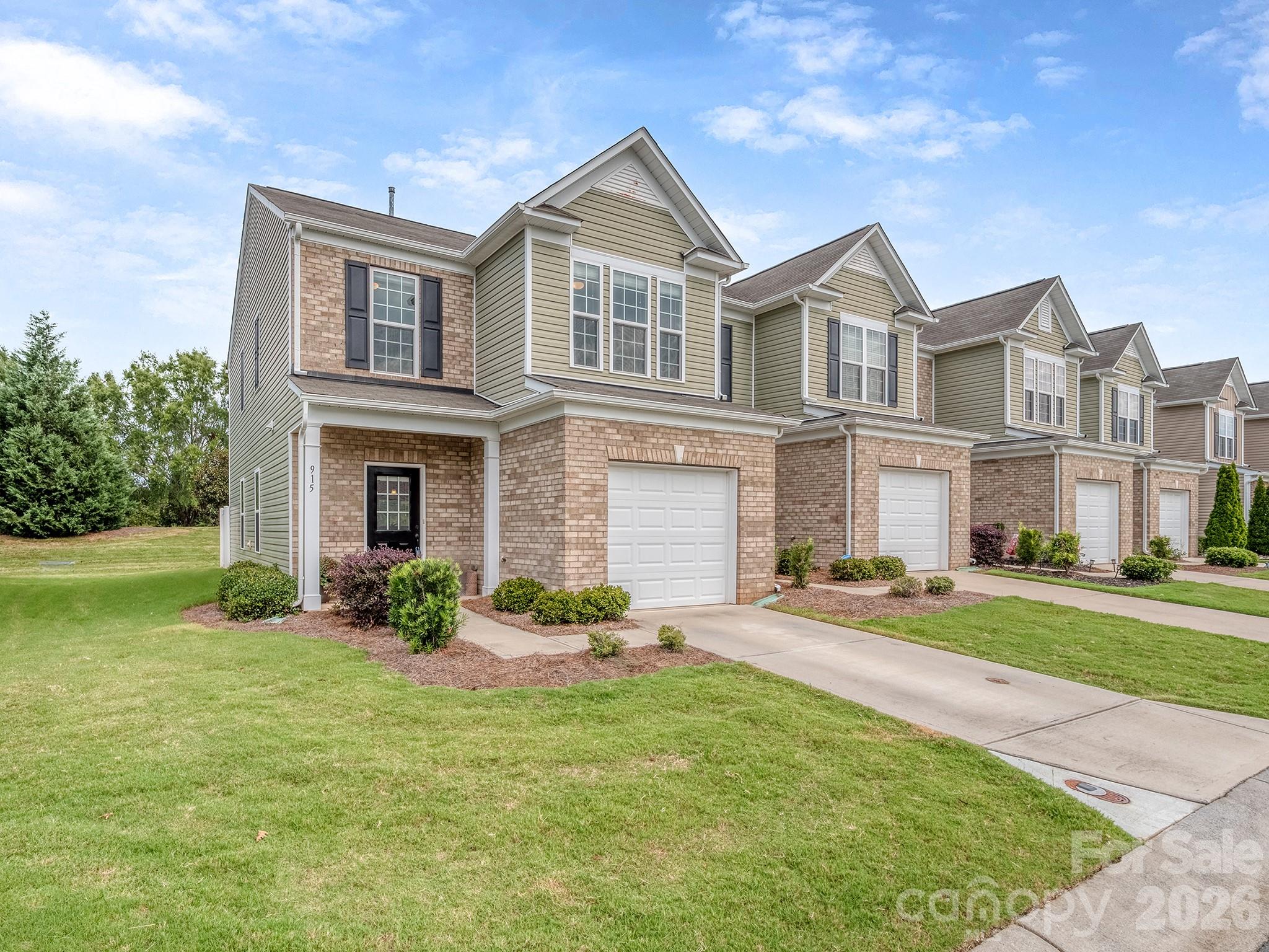 915 Wicawa Rd, Fort Mill, SC 29708