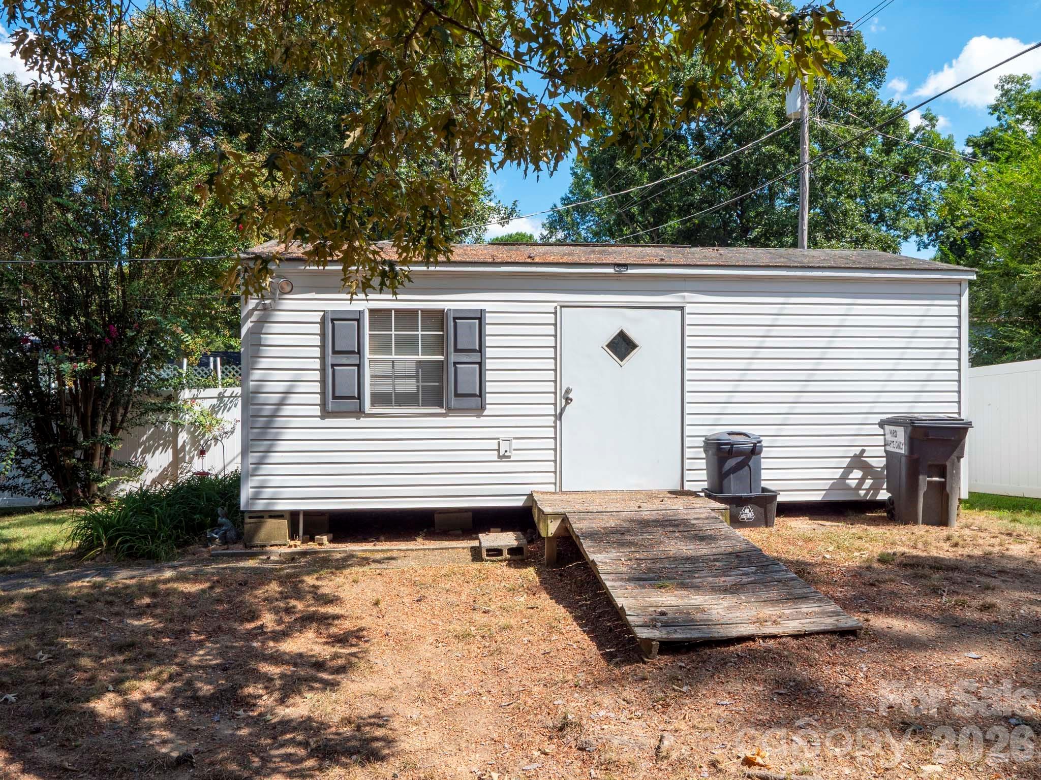 6412 Clearwater Dr, Indian Trail, NC 28079