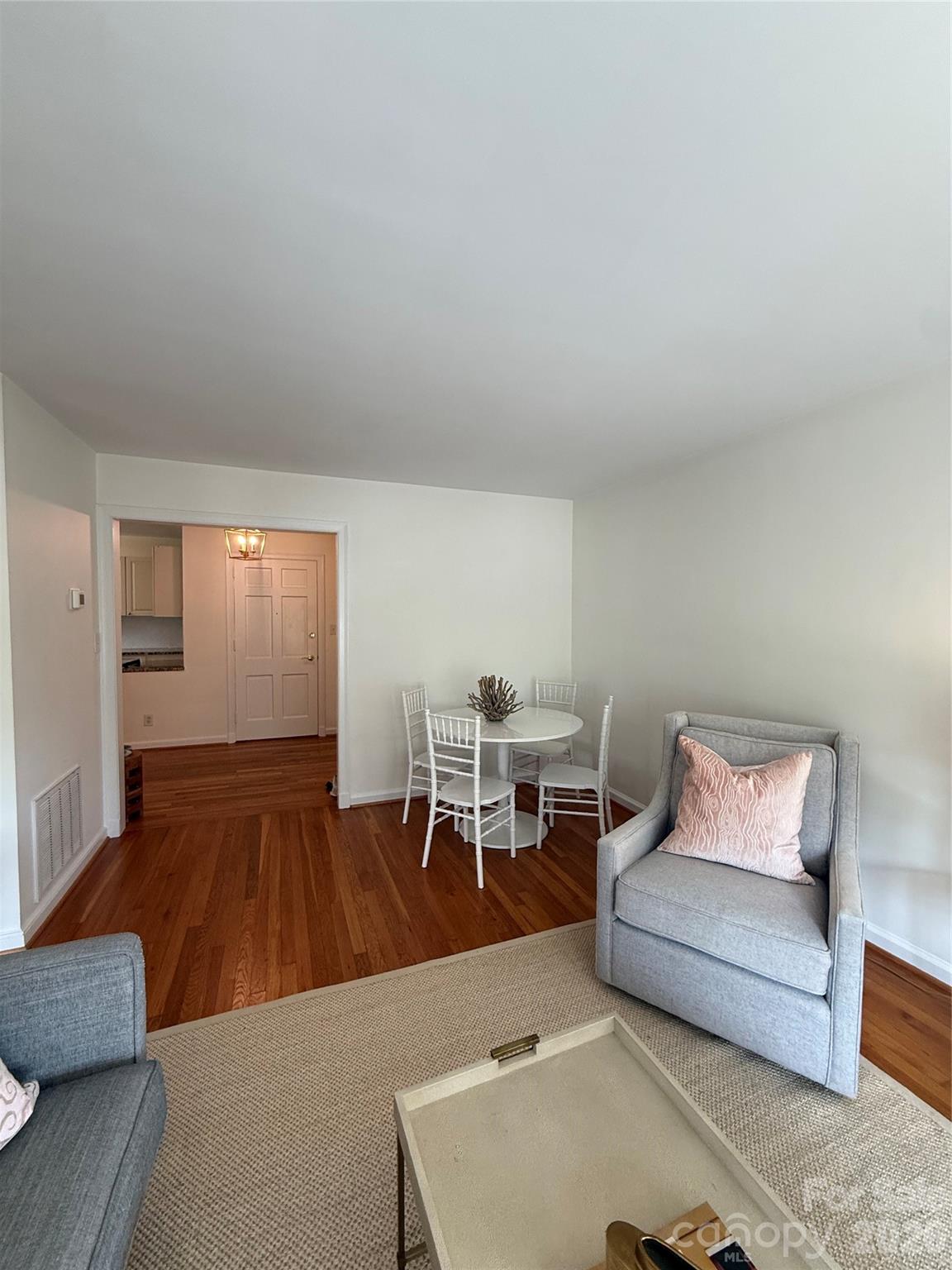 105 S Laurel Ave #92B, Charlotte, NC 28207