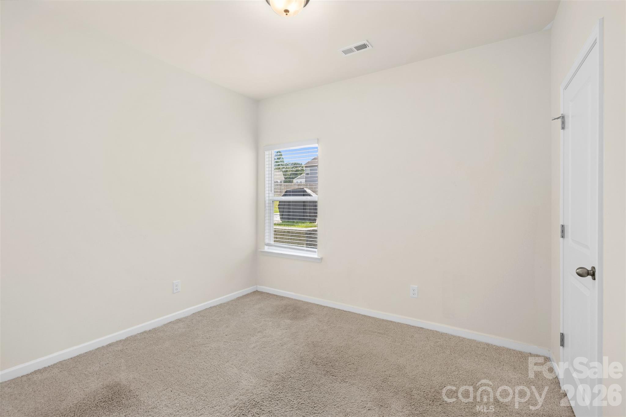 6043 Gala Ln, Charlotte, NC 28215