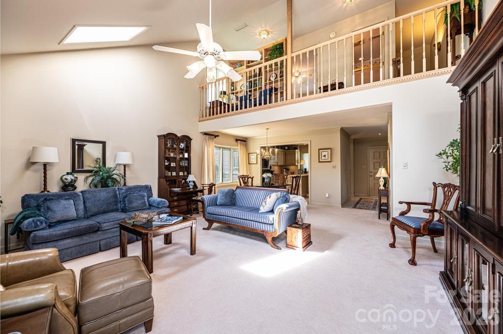 3725 Rock Bridge Dr NE, Conover, NC 28613