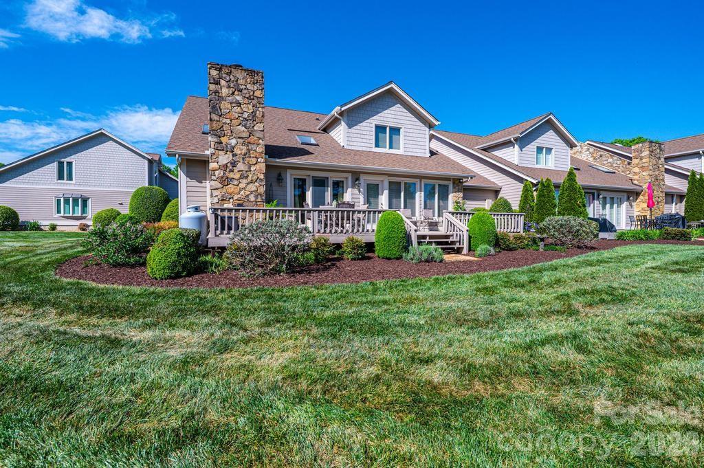 3725 Rock Bridge Dr NE, Conover, NC 28613
