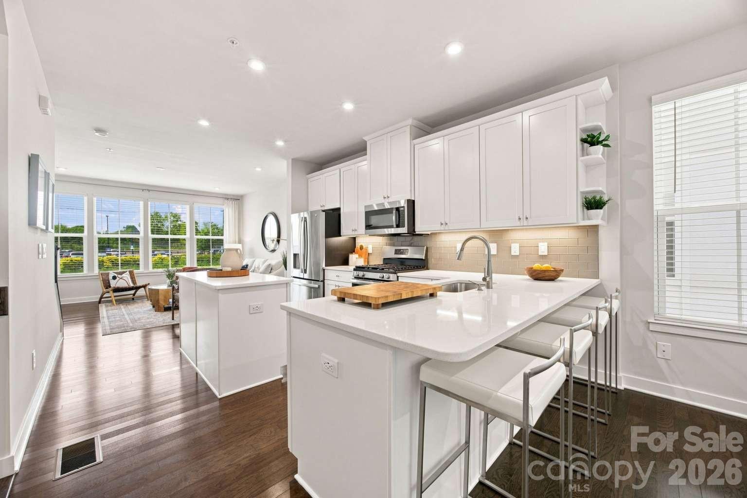 260 Parkwood Ave, Charlotte, NC 28206