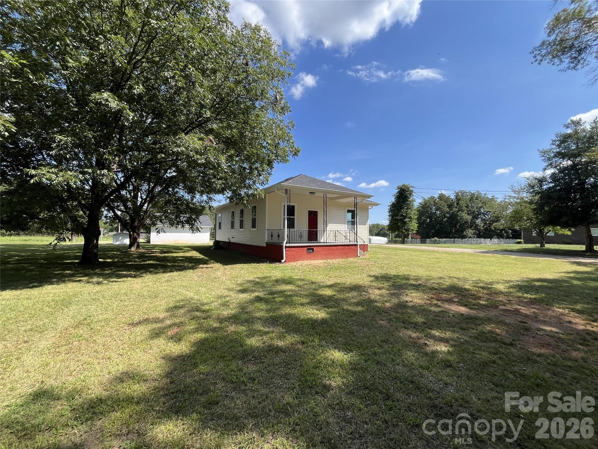 6270 Nc 16 Hw N, Conover, NC 28613