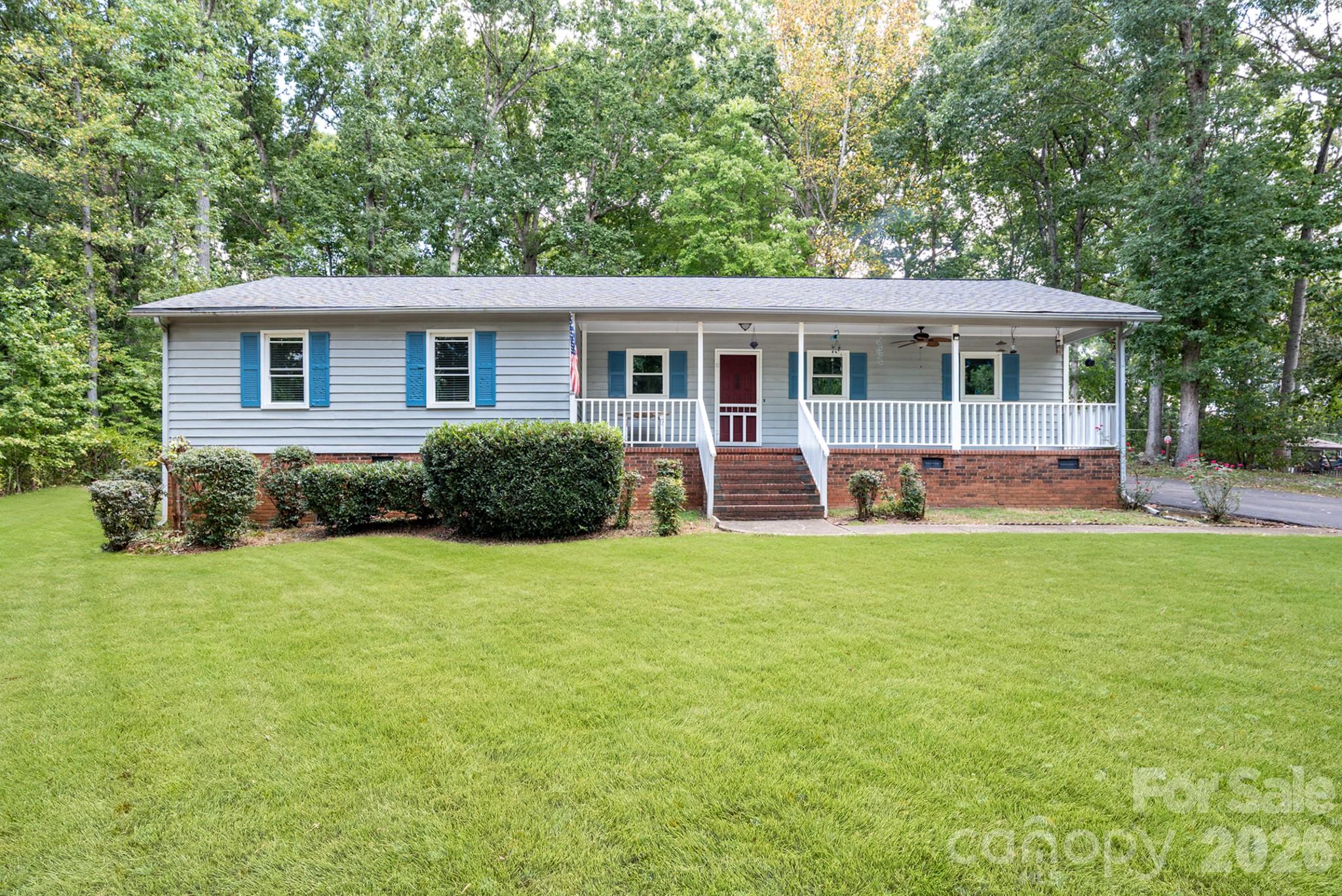 1732 Forest Lake Dr, Rock Hill, SC 29732