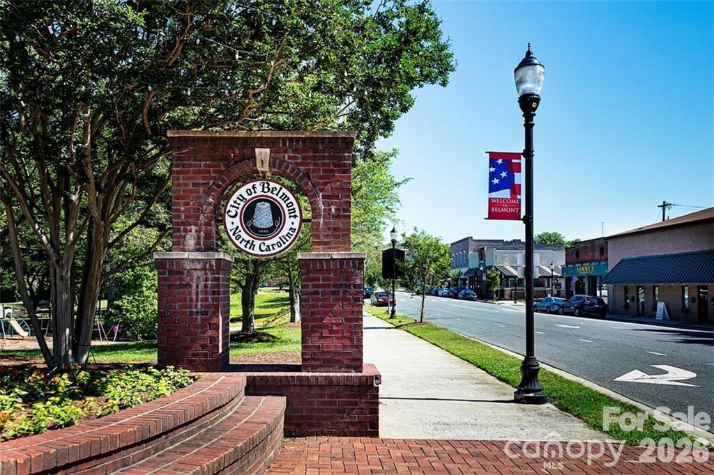712 Henderson Valley Way, Belmont, NC 28012