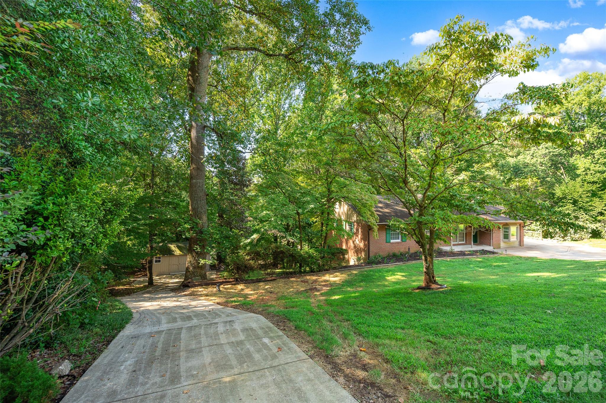 247 Spring Shore Rd, Statesville, NC 28677