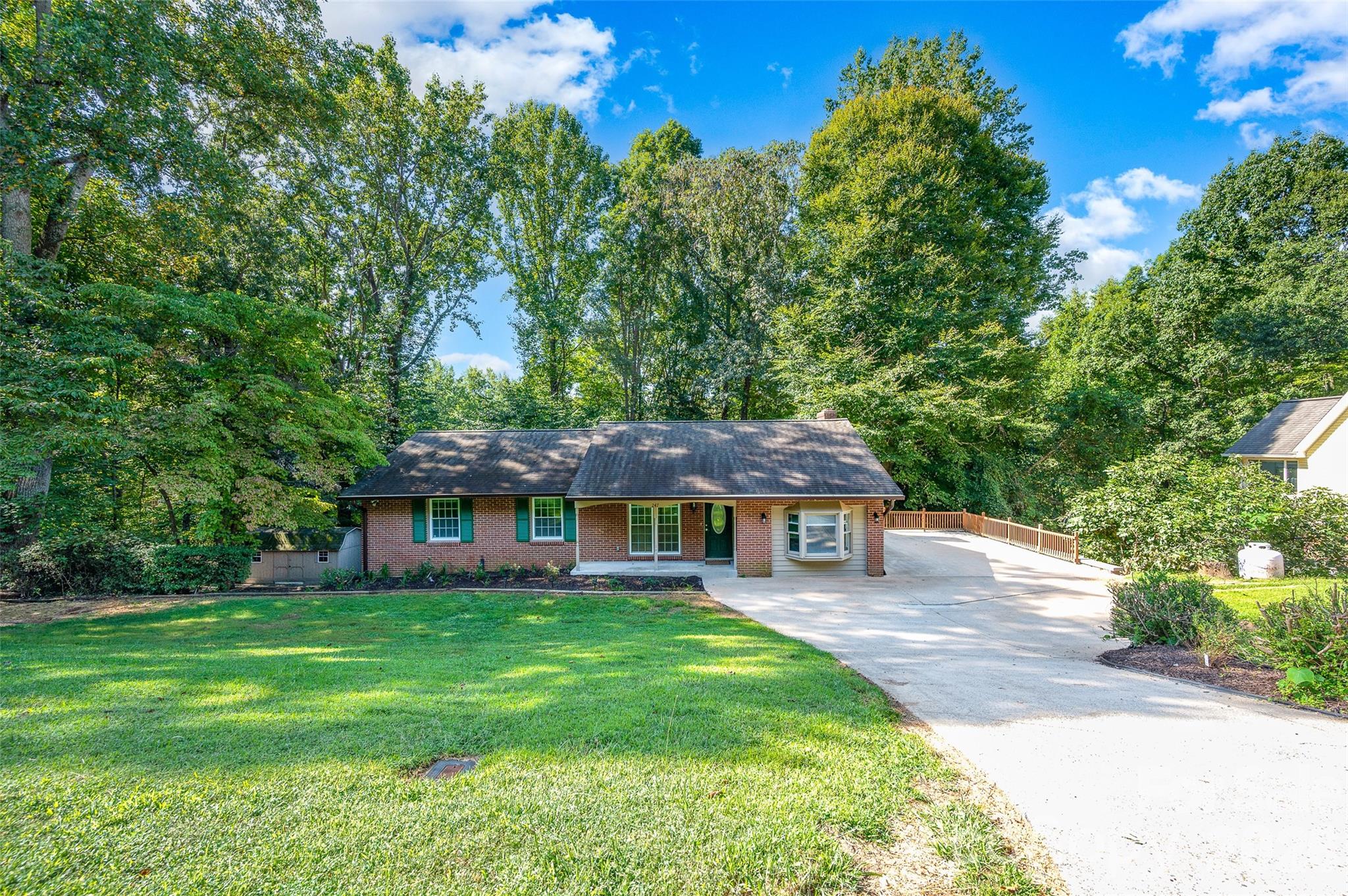 247 Spring Shore Rd, Statesville, NC 28677