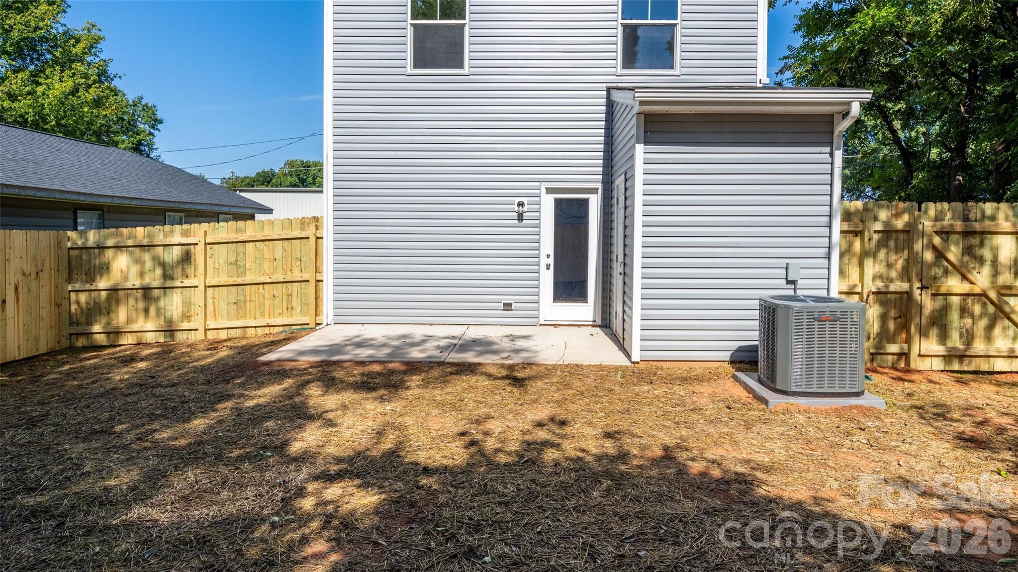 129 Broom St, Statesville, NC 28677