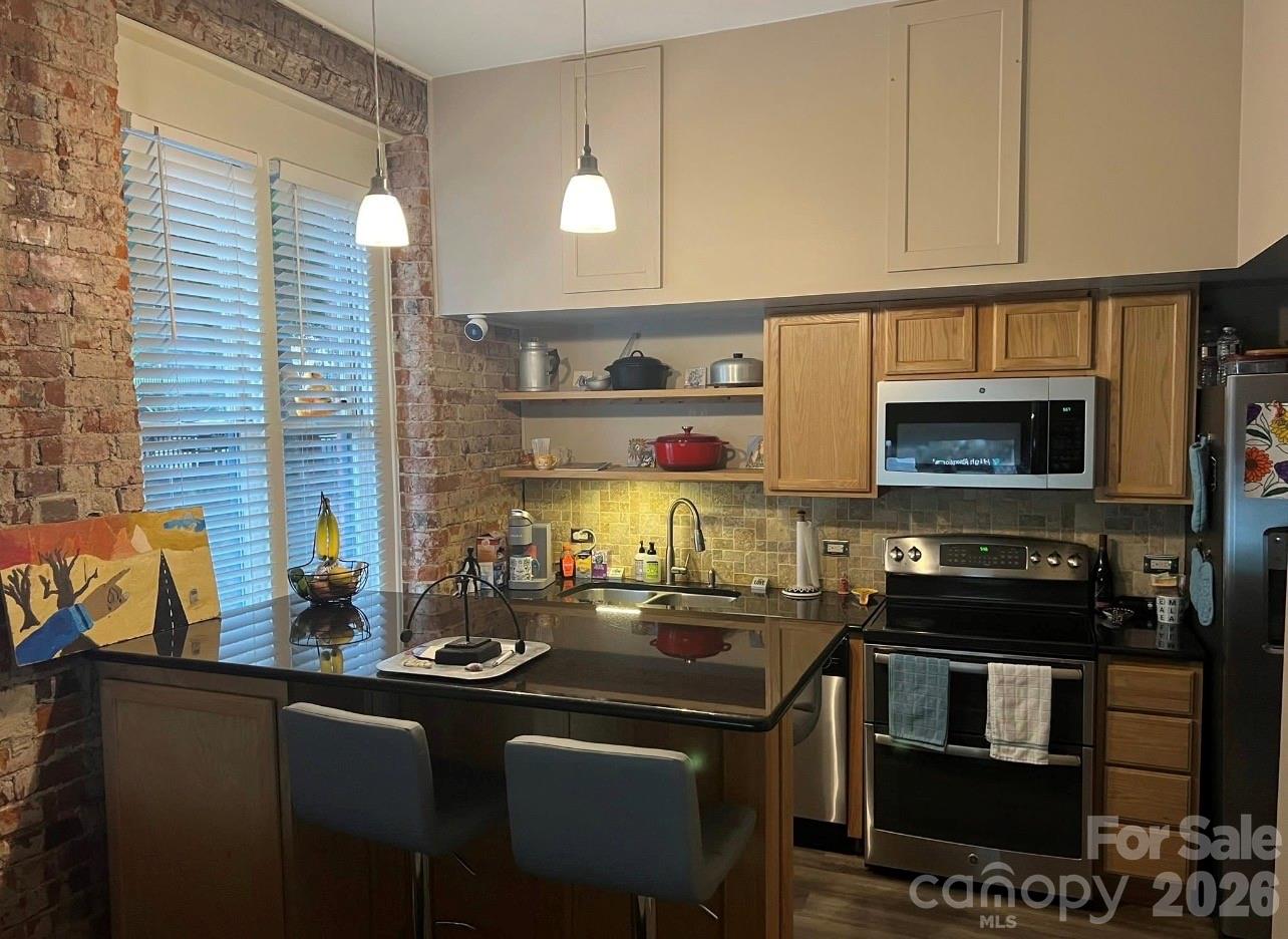 229 N Poplar St, Charlotte, NC 28202