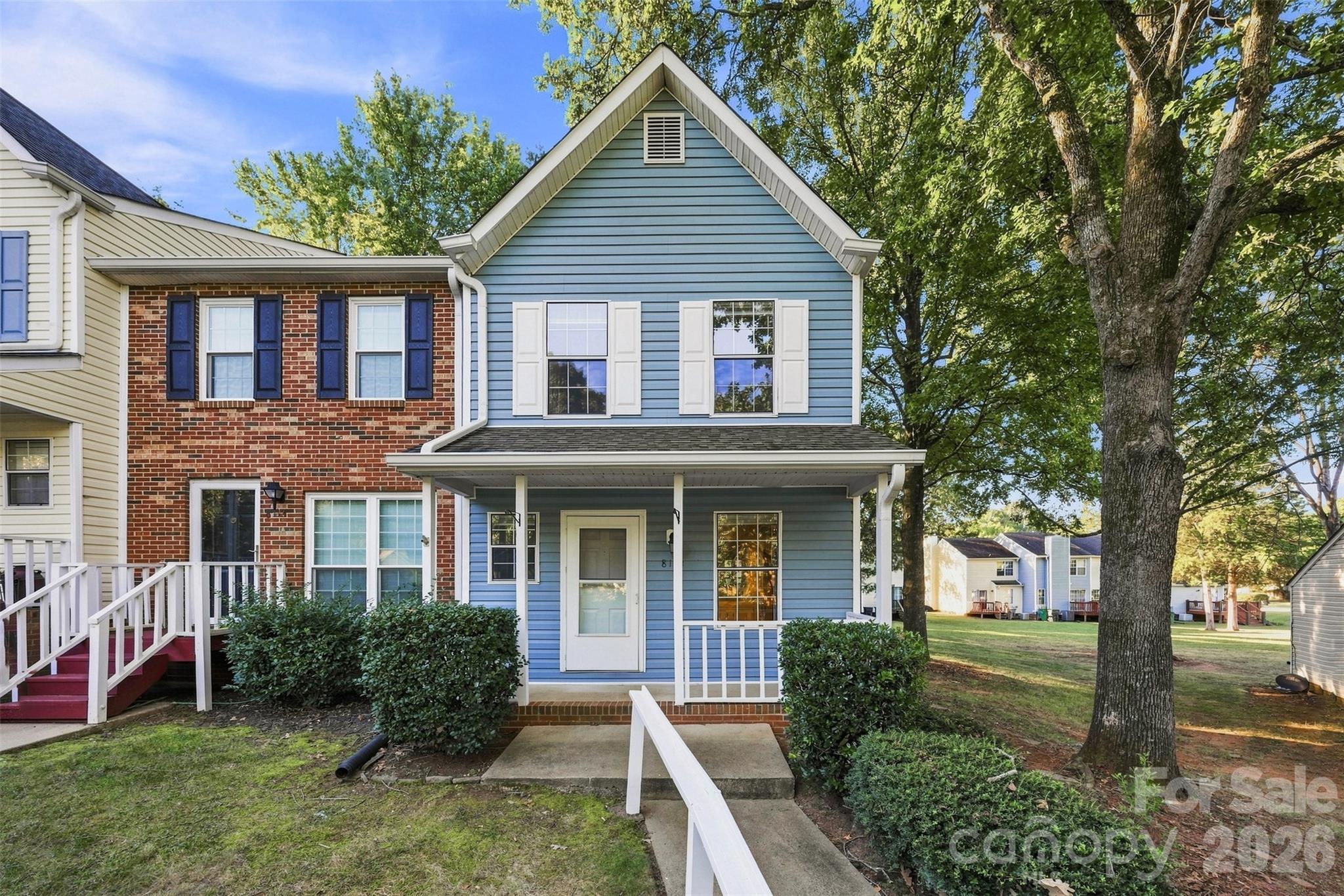 8112 Circle Tree Ln, Charlotte, NC 28277