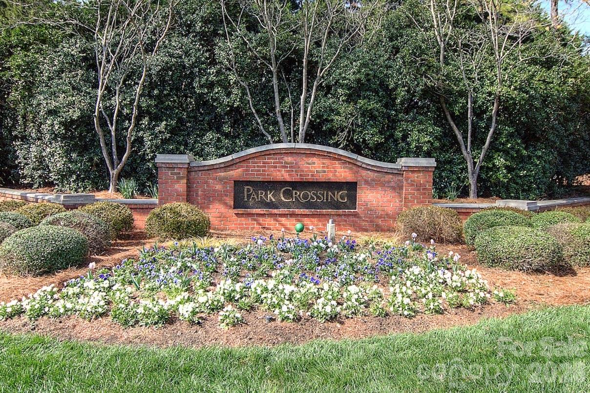 10141 Hanover Glen Rd, Charlotte, NC 28210