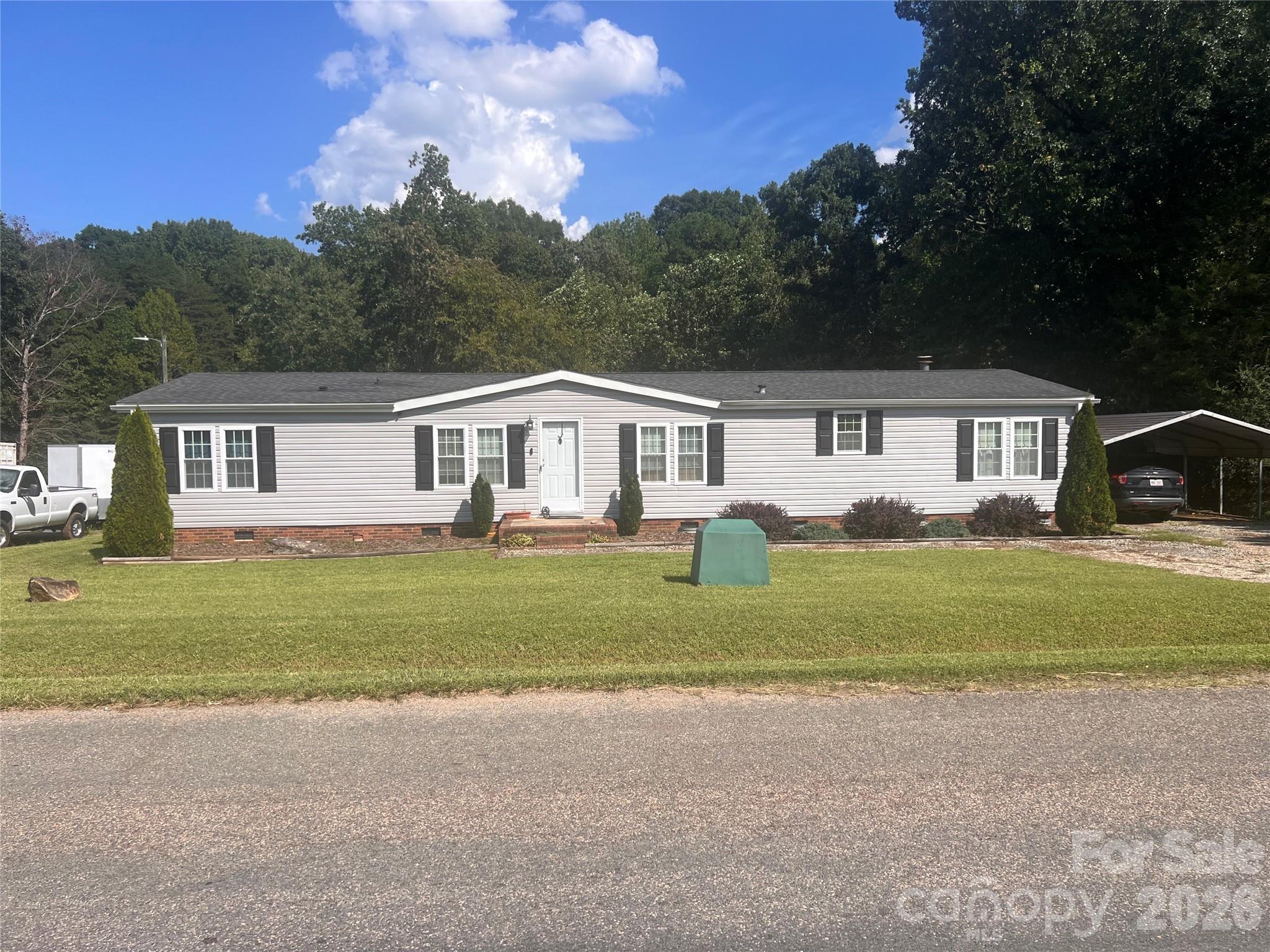 2840 Montana Dr, Kannapolis, NC 28081