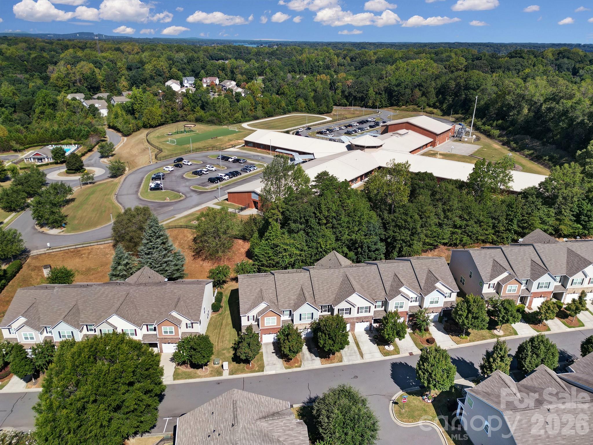 7021 Woodsbay Ln, Rock Hill, SC 29732