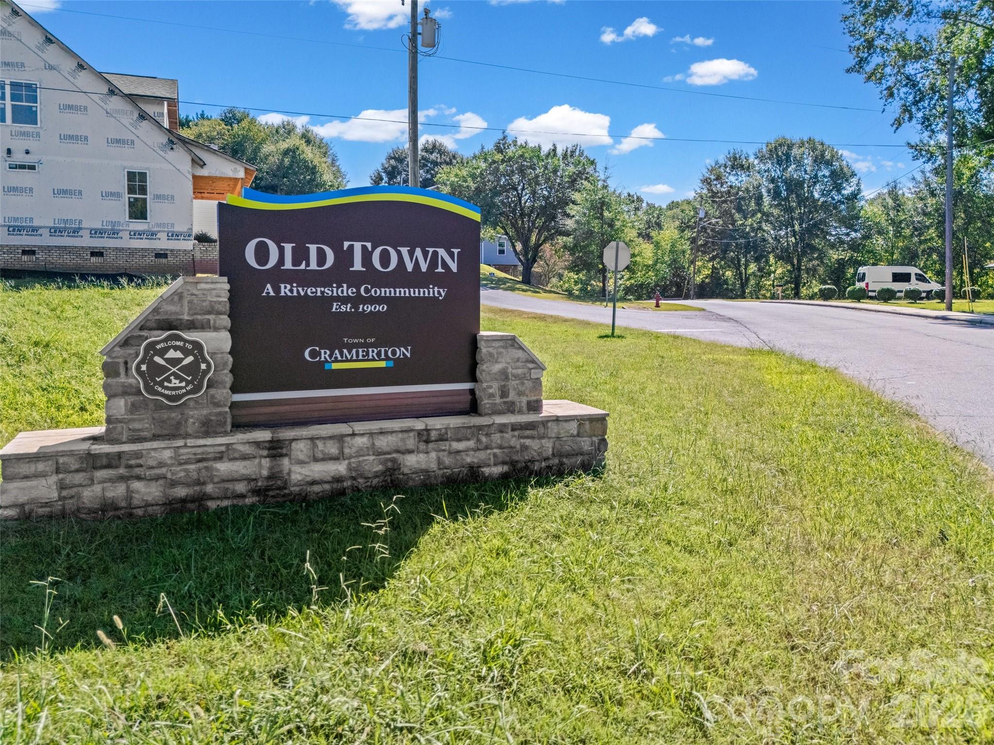103 6th St, Cramerton, NC 28032