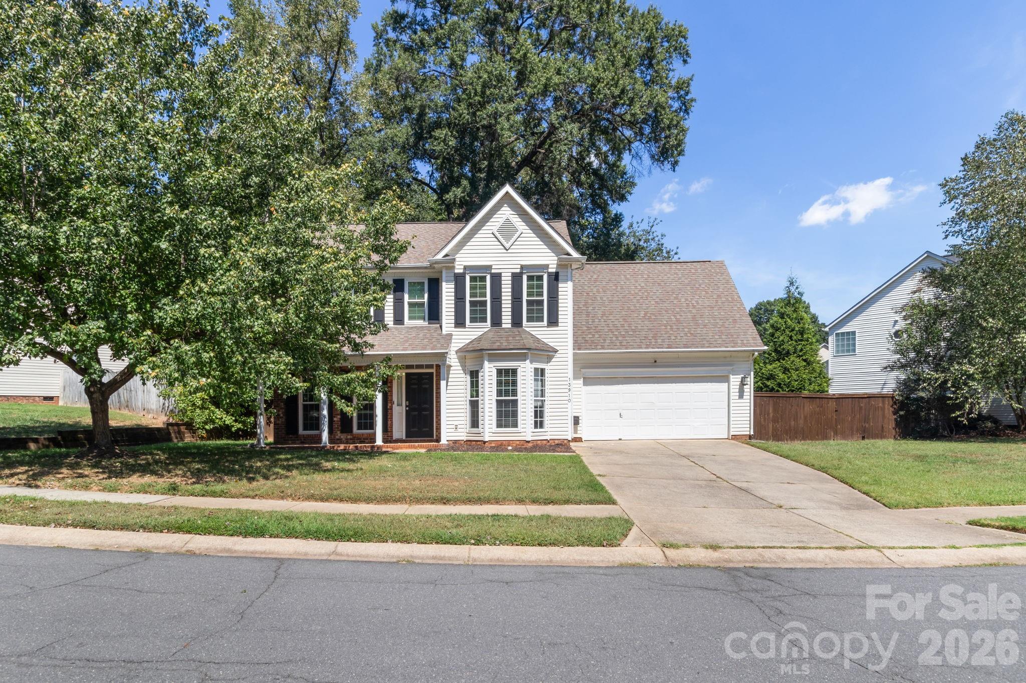 13910 Hatton Cross Dr, Charlotte, NC 28278