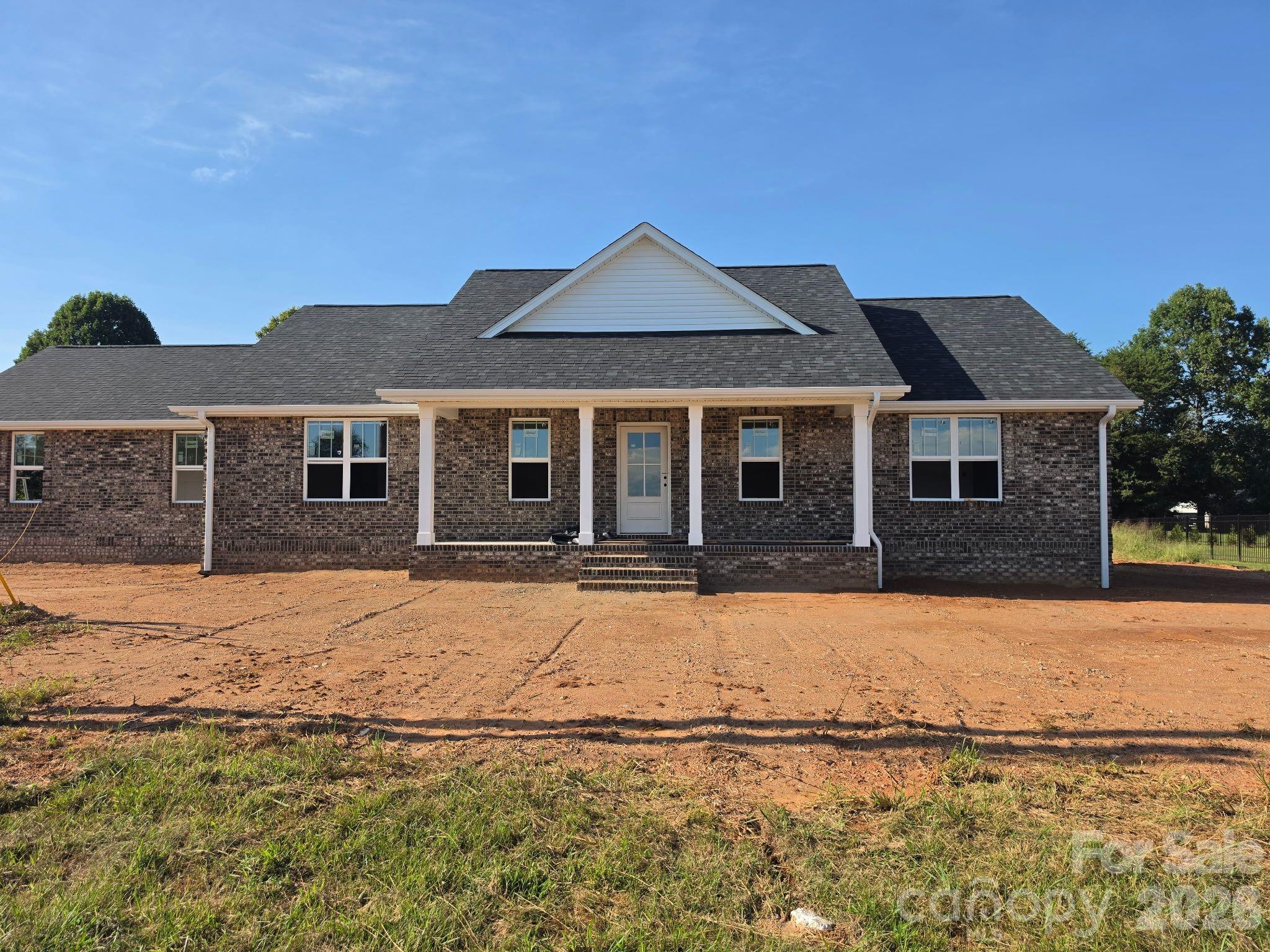 3684 Woodgreen Dr, Lincolnton, NC 28092