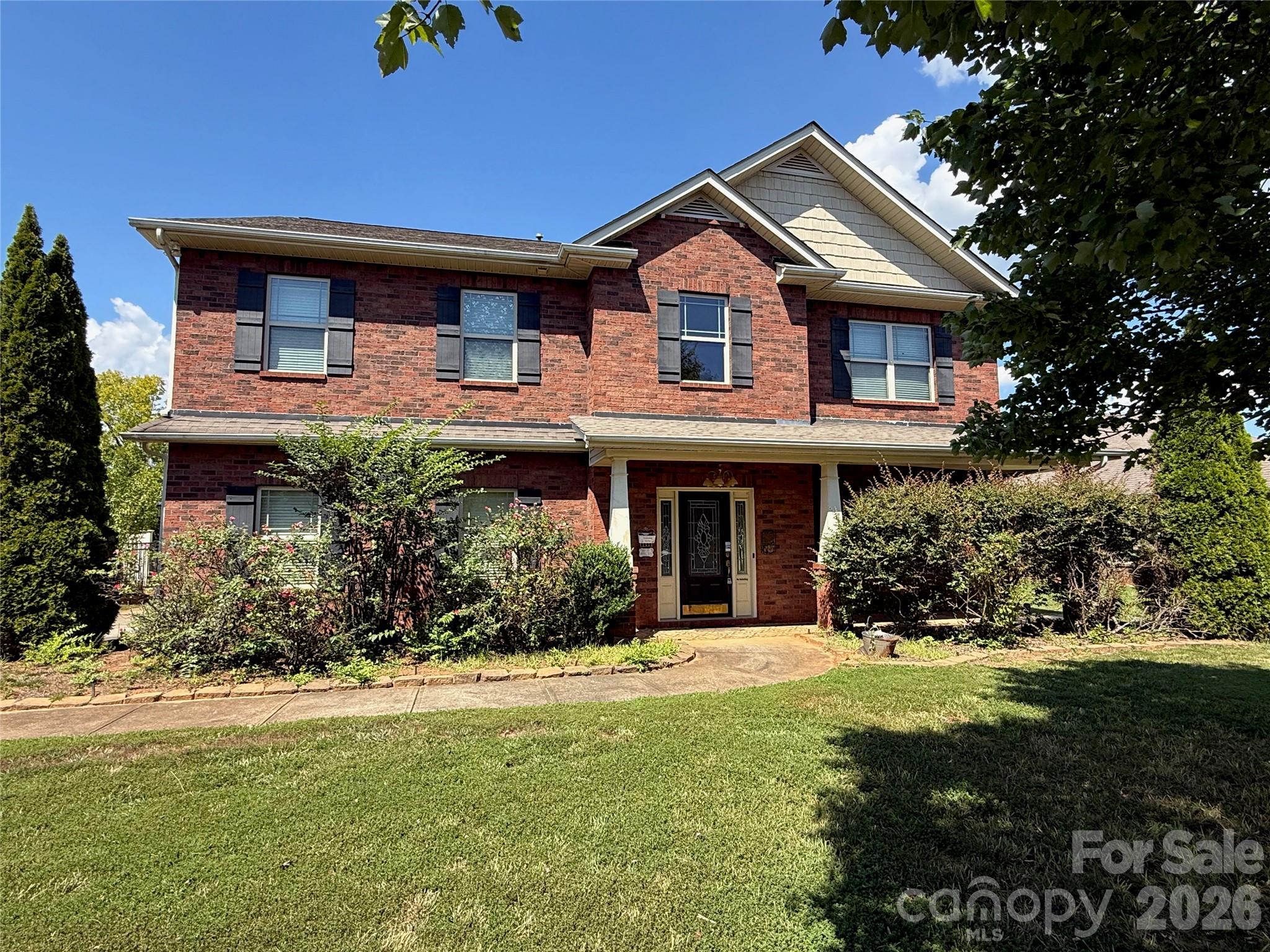 105 Jobe Dr, Statesville, NC 28677