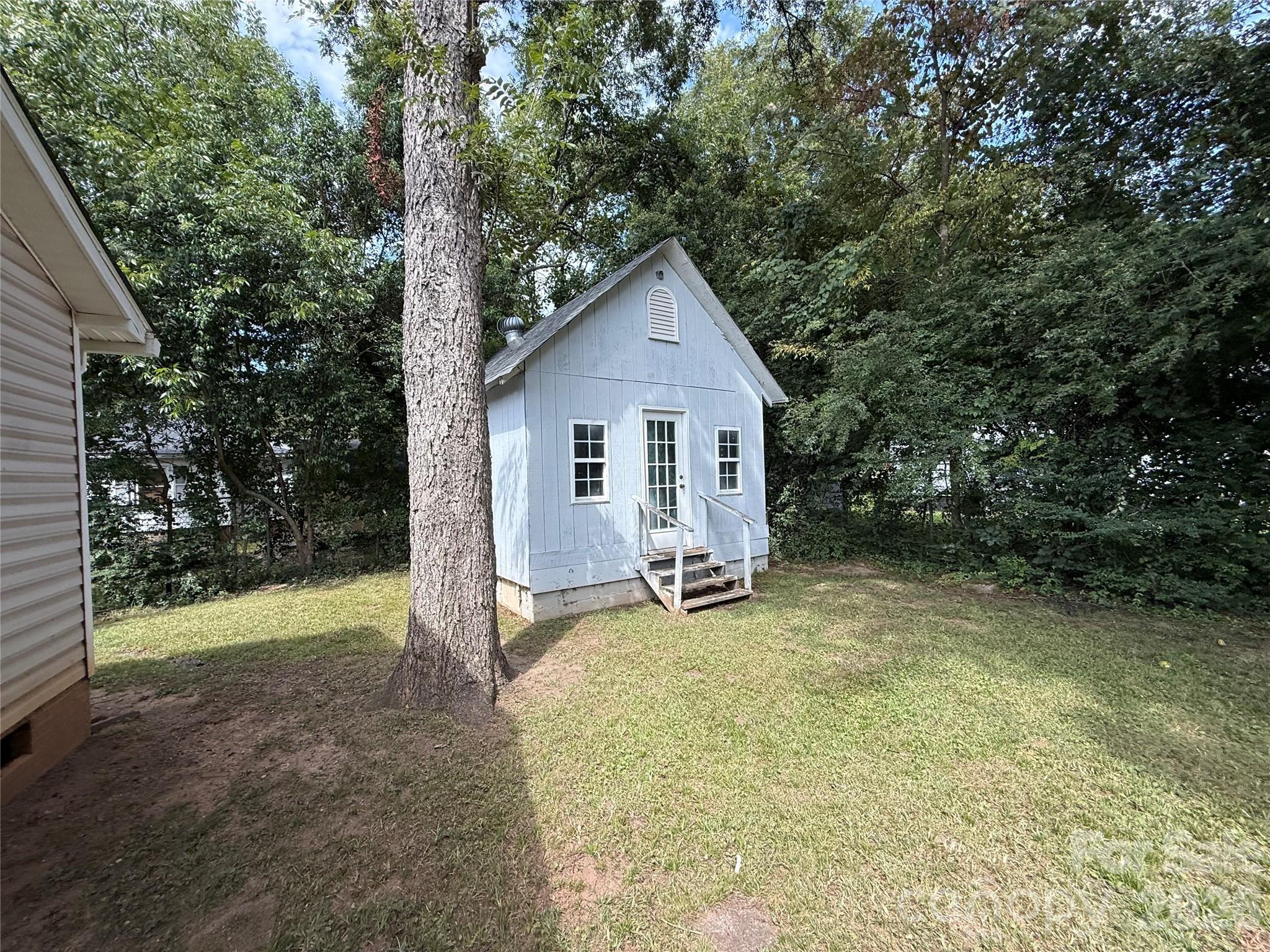 153 Loomis St, Chester, SC 29706