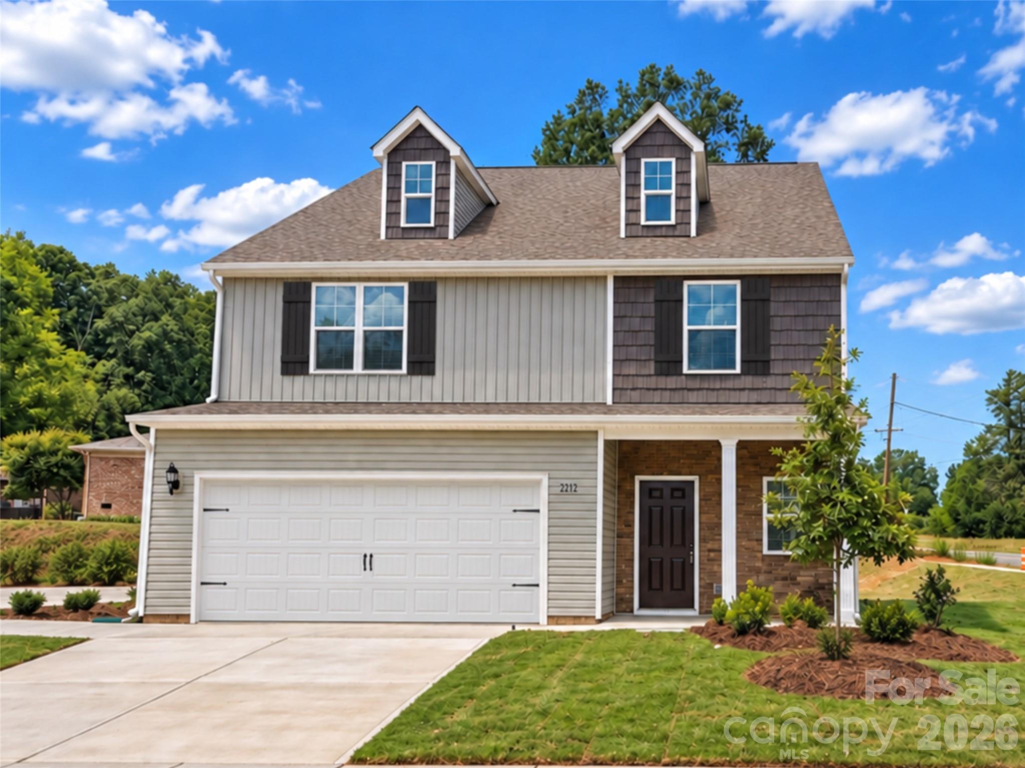 2220 Dardan Woods Dr, Charlotte, NC 28215