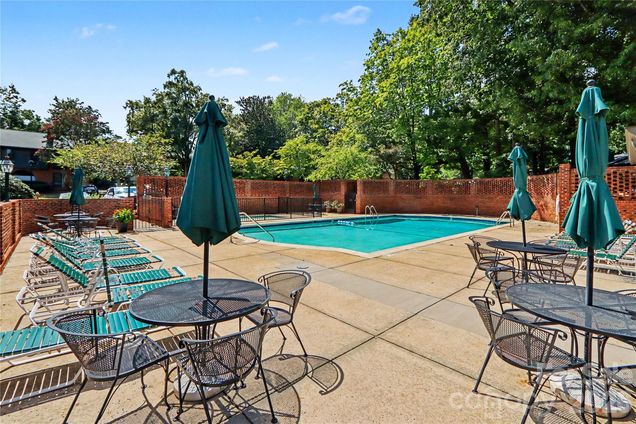 5811 Sharon Rd #C, Charlotte, NC 28210