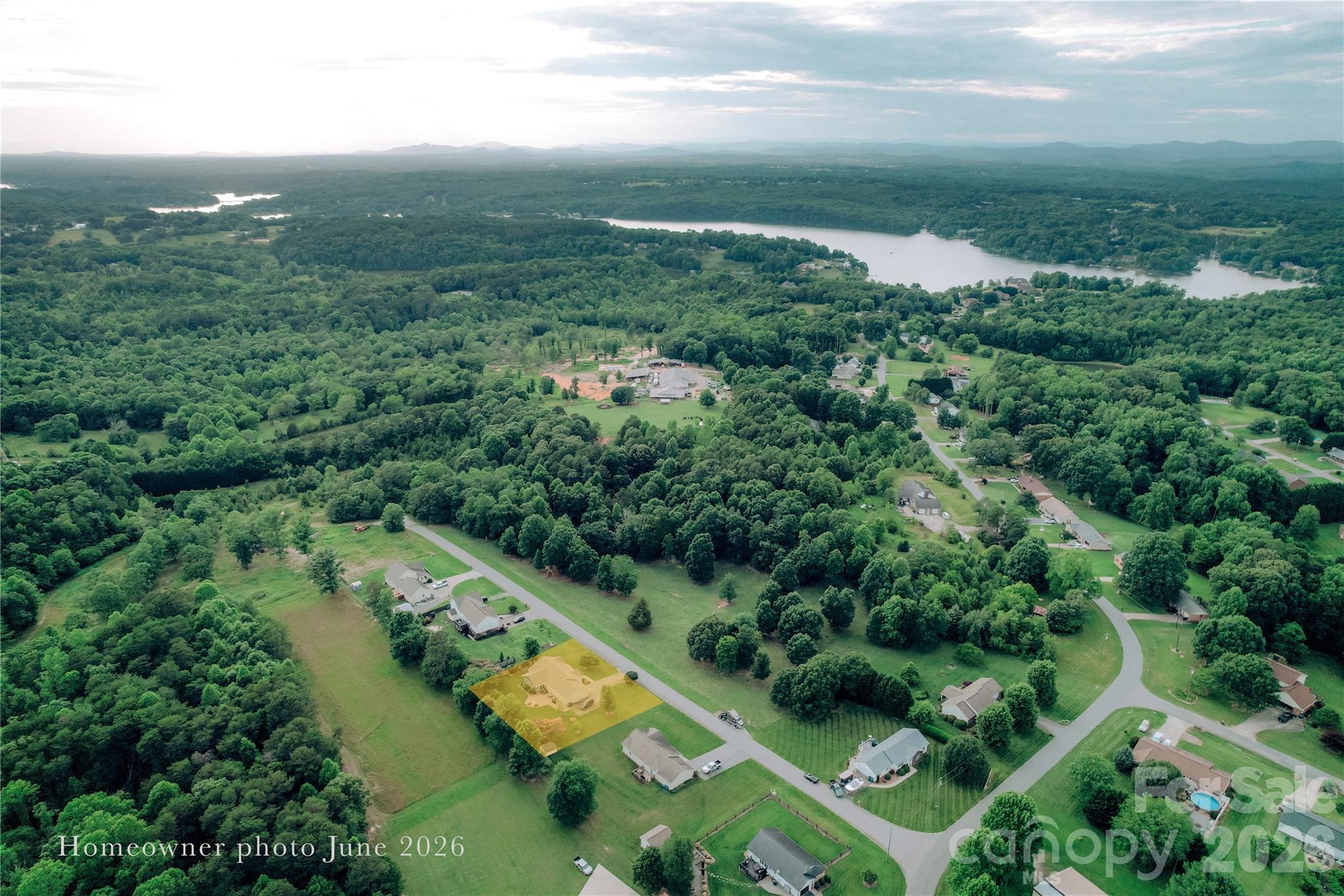 4391 33rd Street Ln NE, Hickory, NC 28601