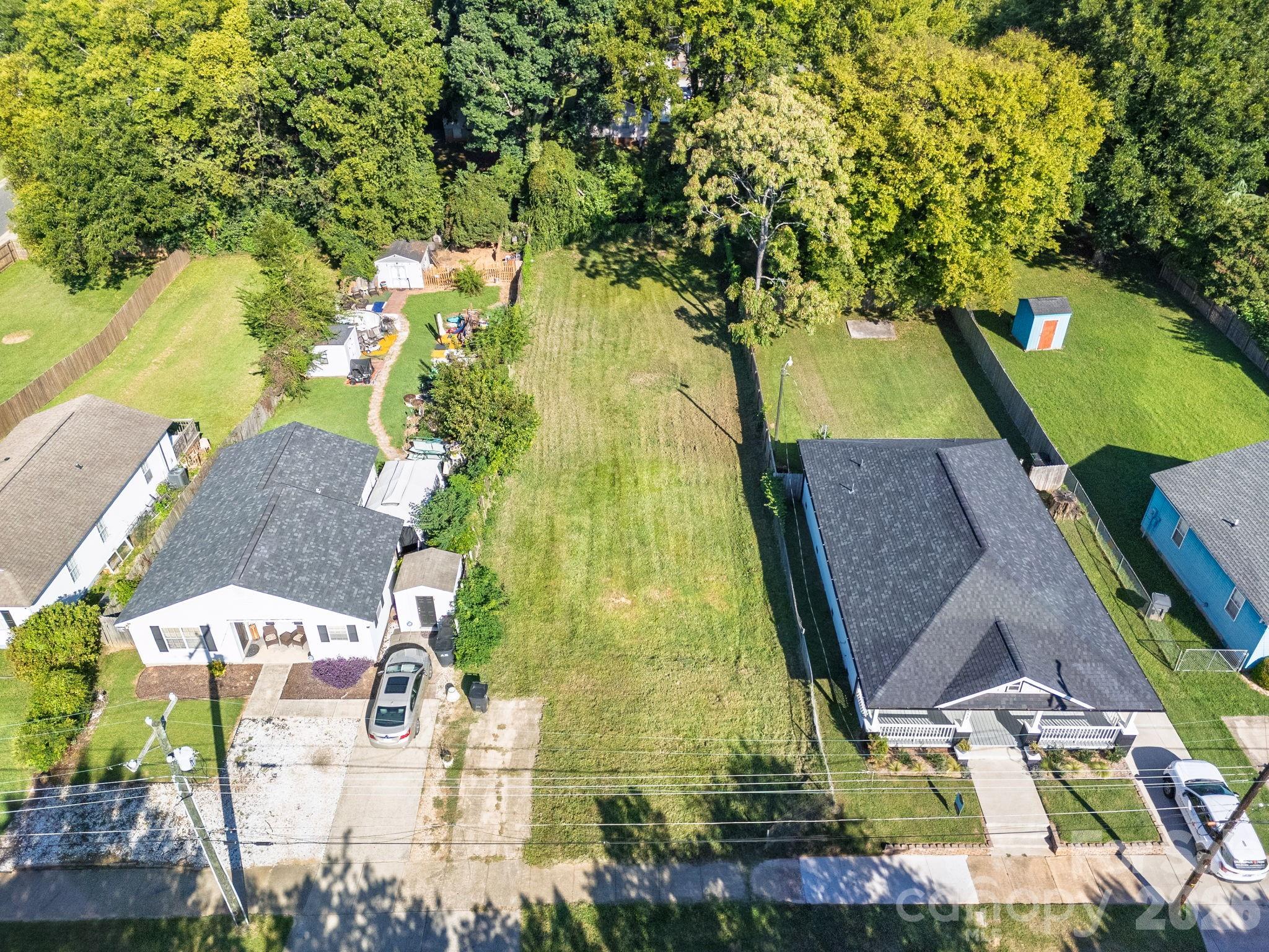 1013 Pegram St, Charlotte, NC 28205