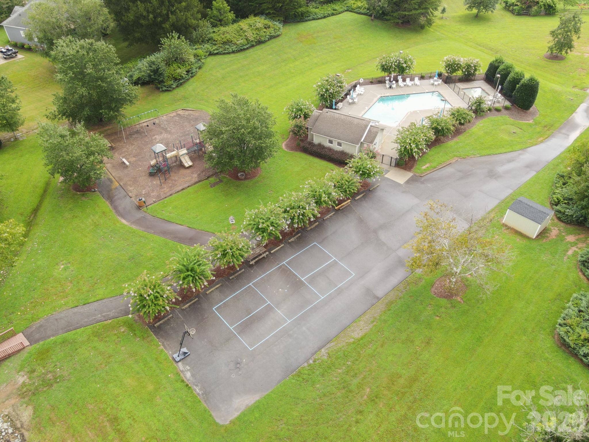 13618 Willow Breeze Ln, Huntersville, NC 28078