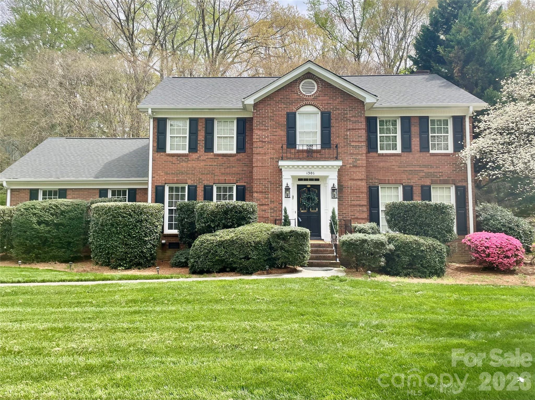 1308 Dumbarton Rd, Gastonia, NC 28054