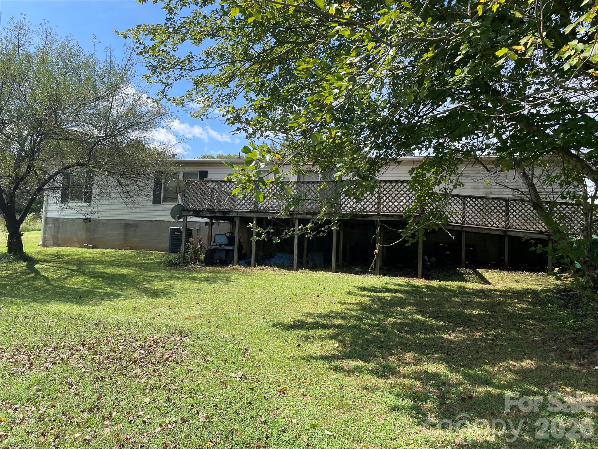 112 Flake Rd, Harmony, NC 28634
