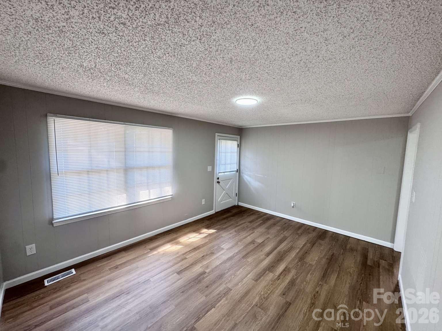 99 N Mcginnis Pl, Mount Holly, NC 28120