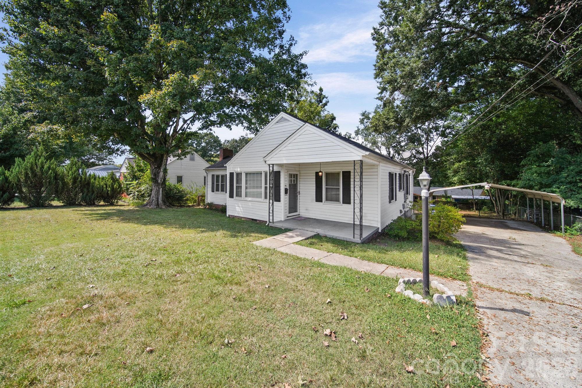 406 Sunset Dr, Stanley, NC 28164