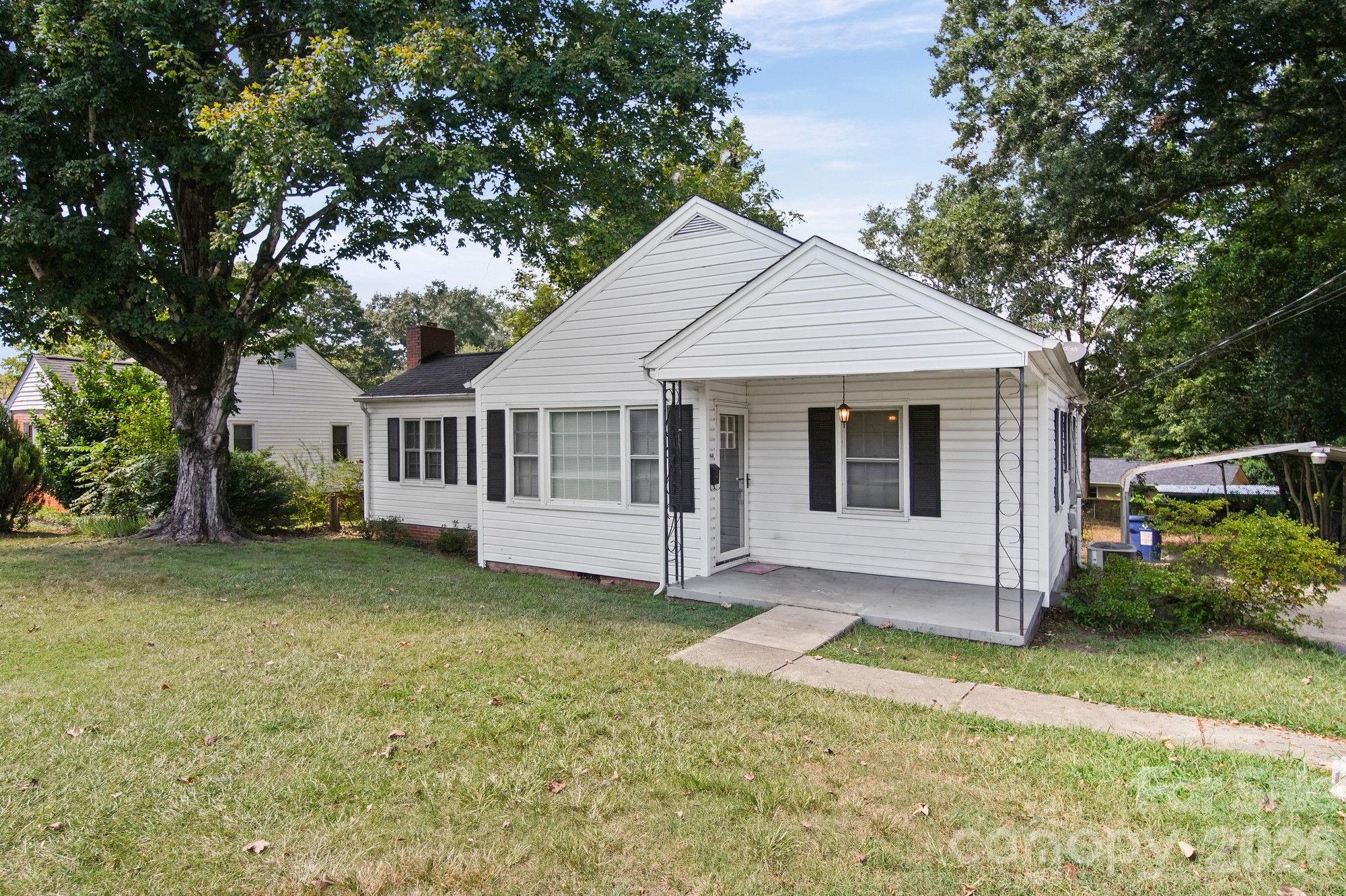 406 Sunset Dr, Stanley, NC 28164