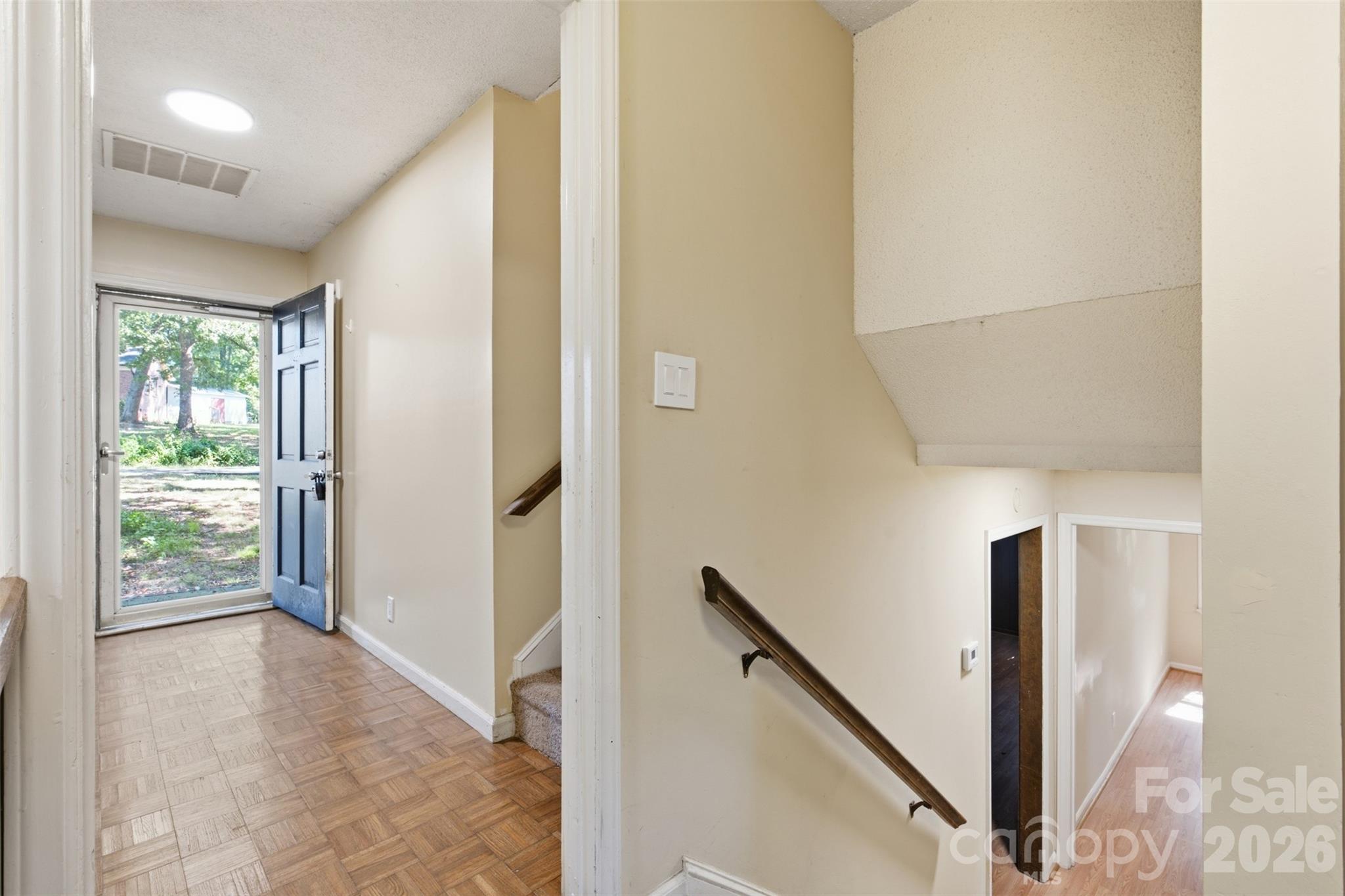 609 Old Farm Rd, Statesville, NC 28625