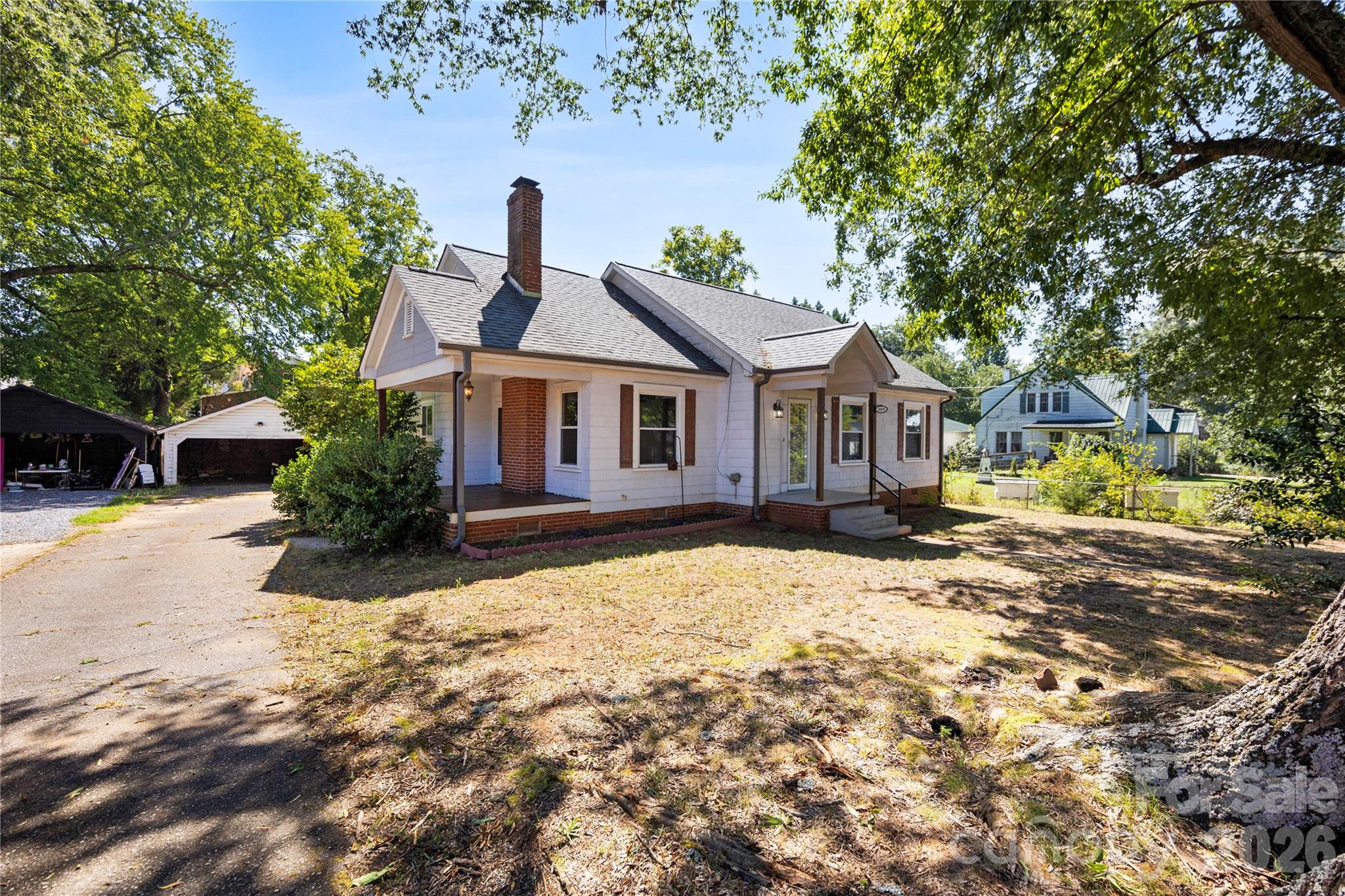309 S Main Ave S, Newton, NC 28658