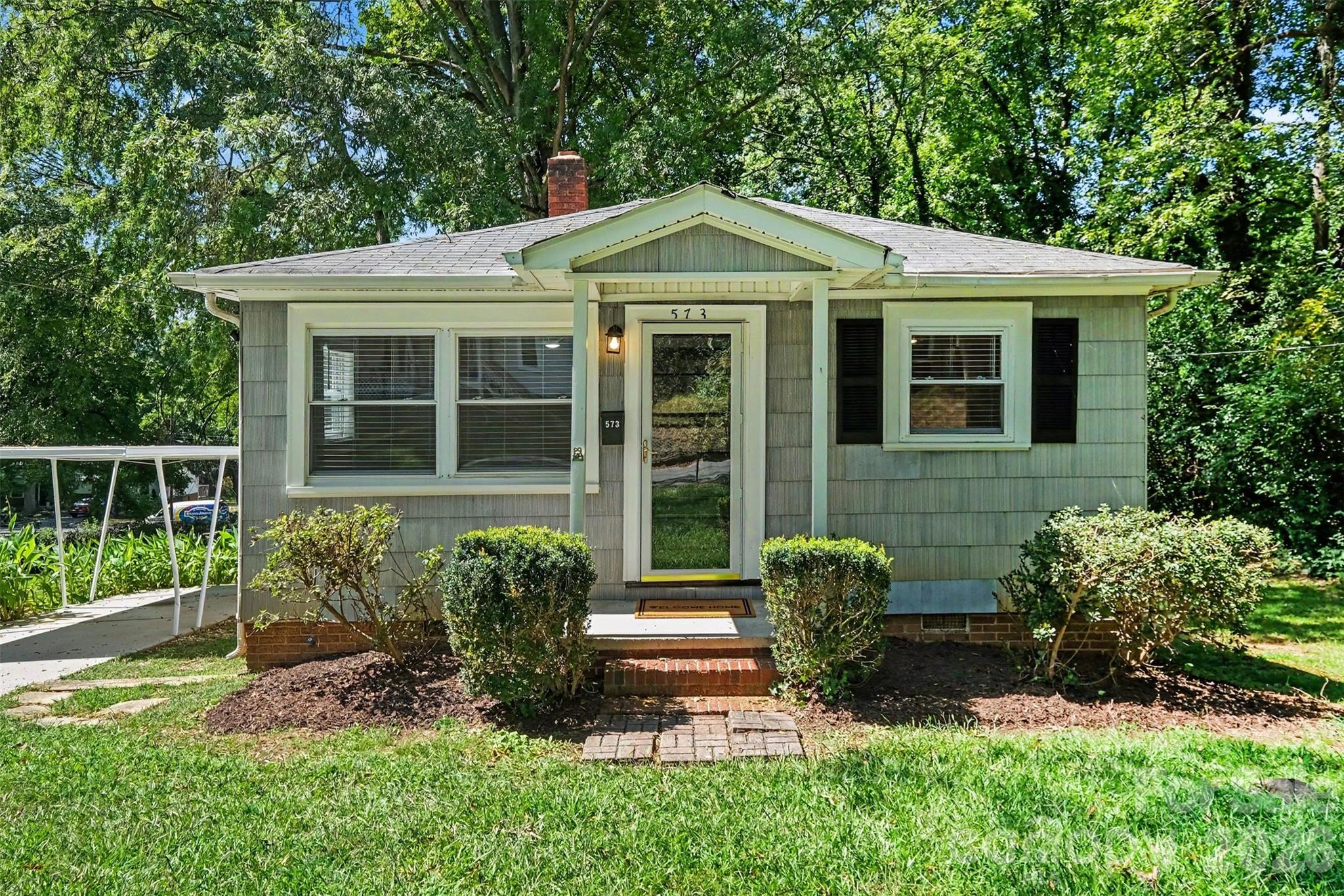 573 Allison St NW, Concord, NC 28025