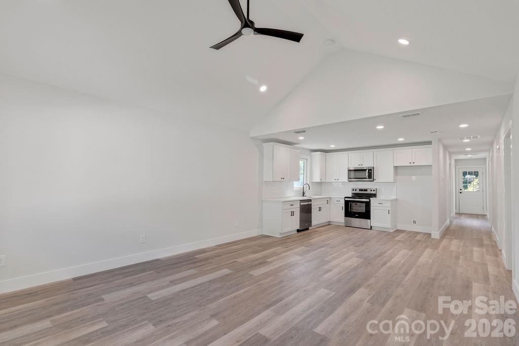 308 N Caldwell Ave, Newton, NC 28658