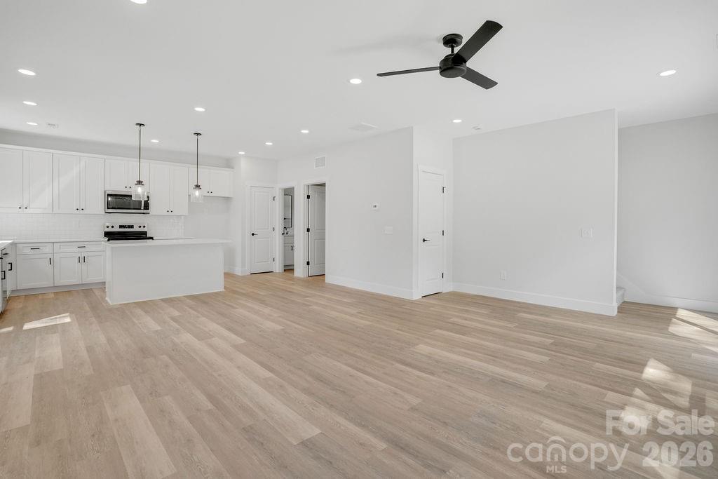1402 N Modena St, Gastonia, NC 28054