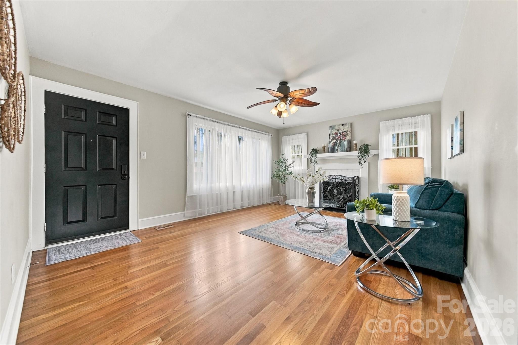 4273 Springs Rd, Conover, NC 28613