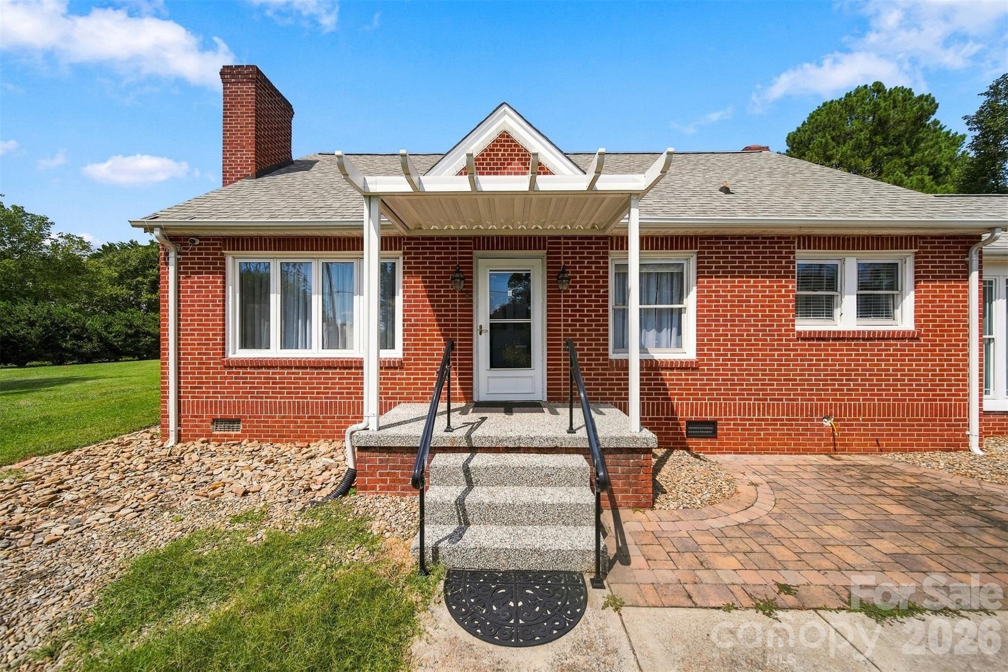 4273 Springs Rd, Conover, NC 28613