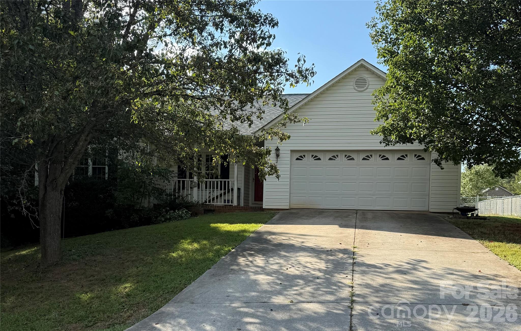 4917 Pond Ct, Conover, NC 28613