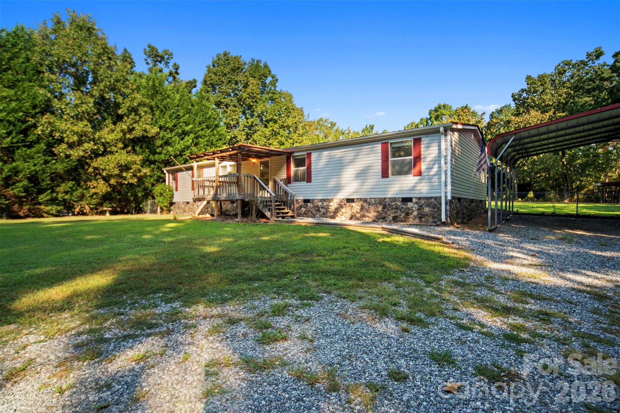 2089 Bison Trl, Maiden, NC 28650