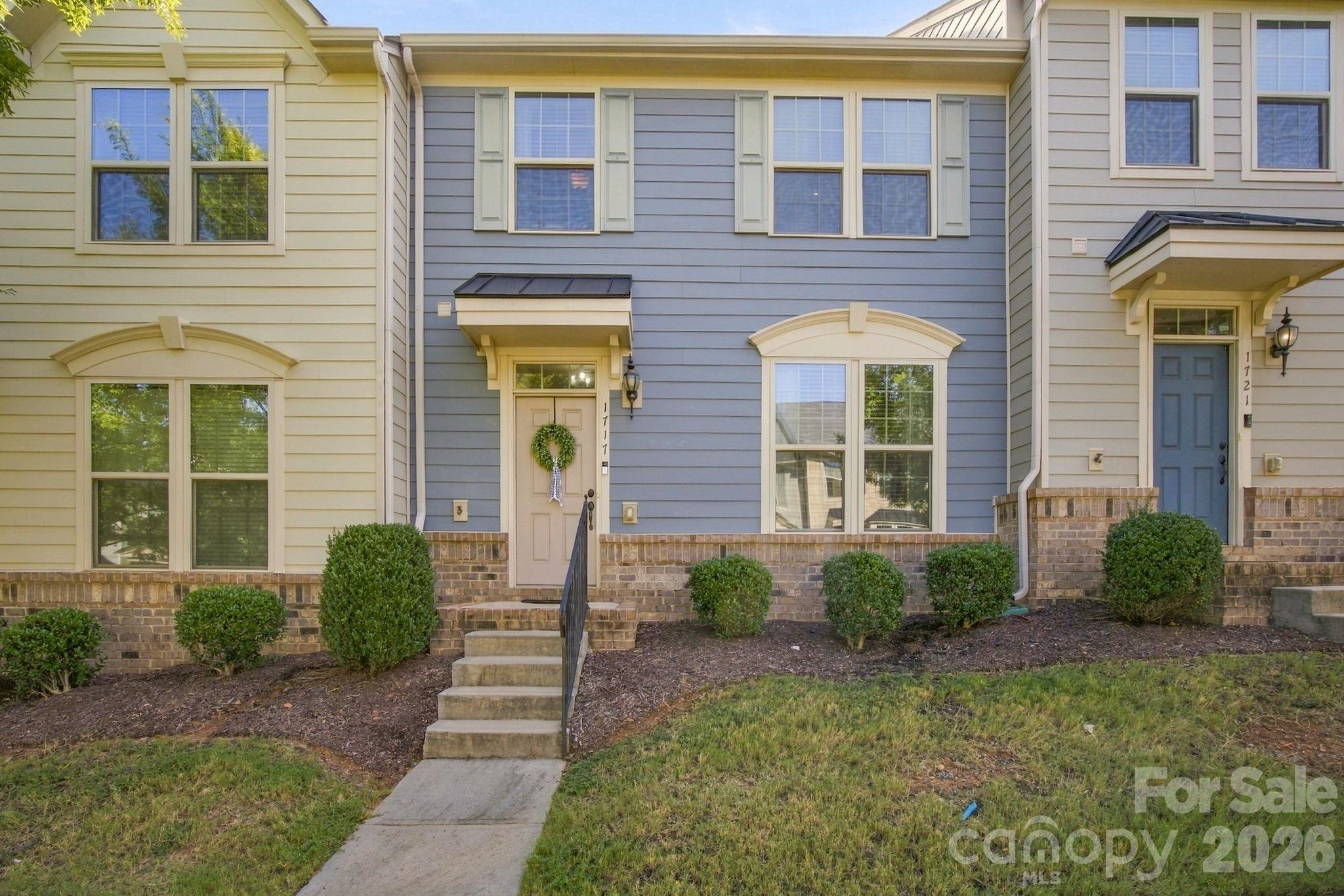 1717 Fleetwood Dr, Charlotte, NC 28208