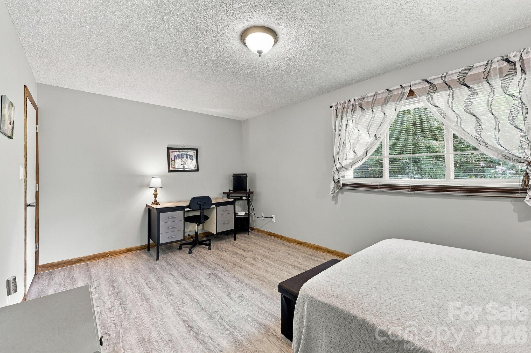 102 Wellington Hills Cir, Salisbury, NC 28147